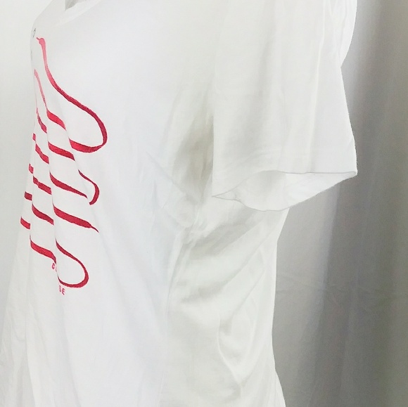 3 for $25 Large Converse V Neck graphic Blouse $$ - Picture 3 of 5